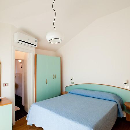 Albergo Villa Mauri Rimini Kültér fotó