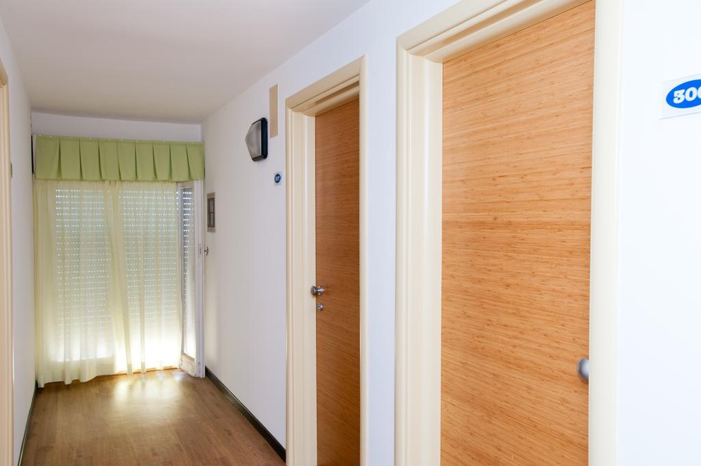 Albergo Villa Mauri Rimini Kültér fotó