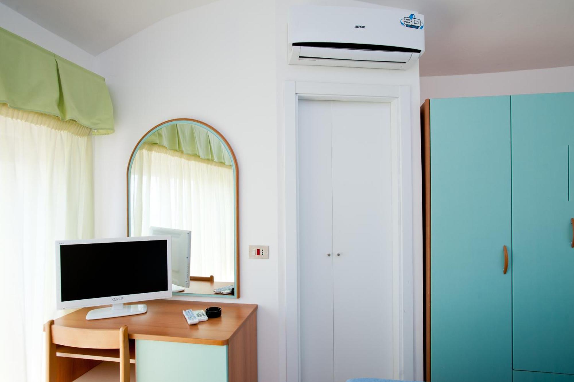 Albergo Villa Mauri Rimini Kültér fotó